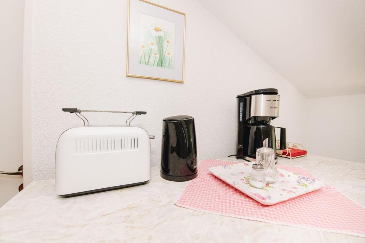Ferienwohnung Menzer Am See อูนิงเกน ภายนอก รูปภาพ
